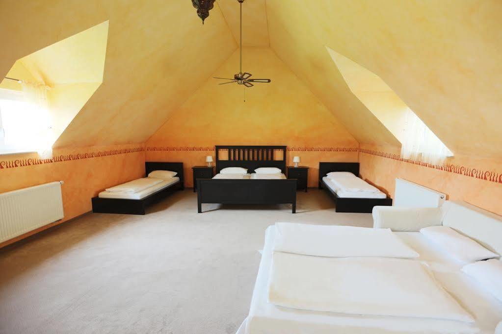 Hotel Am Park Rust Luaran gambar